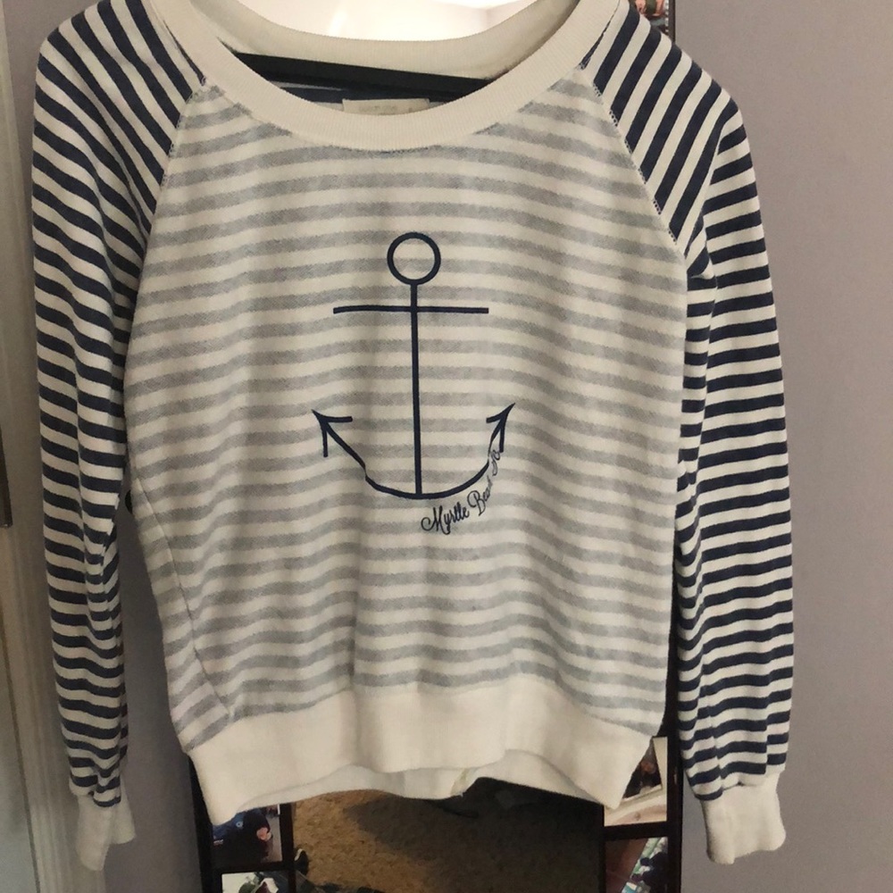 Long sleeved shirt